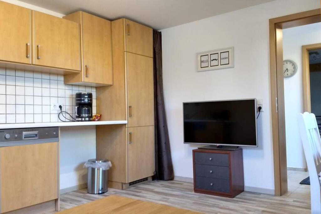 Ruhige Ferienwohnung Inklusive Garten Souterrain - Neu Renoviert Lachen 外观 照片